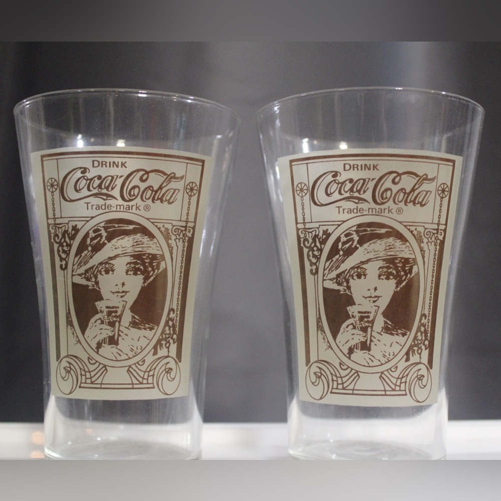 Coca Cola Vintage Reproduction pint glasses 2